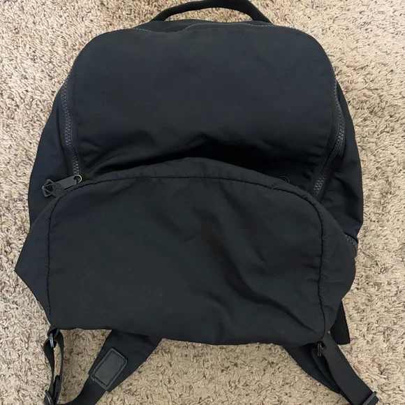 Lululemon City Adventurer Backpack 17L Black - Picture 5 of 16